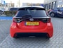 Toyota Yaris 1.5 Hybrid LAUNCH EDITION NAVI 17' LM-VELGEN STOELVERW JBL-AUDIO KEYLESS APPLE/ANDROID HEAD-UP DODEHOEKDETECTIE 1E-EIG NL-AUTO