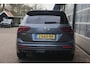 Volkswagen Tiguan 1.5 TSI ACT Highline Business R Pano/Trekhaak/Camera!