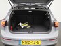 Volkswagen Golf 1.5 eHybrid Life Edition 204PK | Camera | Stoel+stuur verwarming | Carplay | Parkeersensoren | Standkachel | 140km bereik Elektrisch |