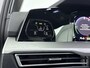 Volkswagen Golf 1.5 eHybrid Life Edition 204PK | Camera | Stoel+stuur verwarming | Carplay | Parkeersensoren | Standkachel | 140km bereik Elektrisch |
