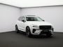 Volvo XC60 2.0 T8 Plug-in hybrid AWD Ultra Black Edition / Facelift / 360 camera / Pan. dak / Privacy glass / Head up displ. / Harman Kardon