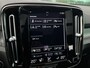 Volvo XC40 1.5 T2 R-Design Automaat, Panoramadak, Trekhaak semi elektrisch inklapbaar, Elektrisch verstelbare stoelen, Stoel- en stuurverwarming, Harman Kardon audio, 360 graden parkeercamera