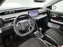 Citroën C3 1.2 Turbo Max 100pk | LAGE KM | Navigatie | Achteruitrijcamera | Climate control | Cruise control | Parkeersensoren | Led koplampen | Apple Carplay / Android Auto | DAB+ radio | Bluetooth | Donker getint glas | 17" lichtmetalen velgen |
