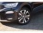 Volkswagen T-Roc 1.5 TSI Stylem APPLE CARPLAY/ CRUISE CONTROL/ PDC