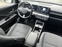 Hyundai Kona 1.6 GDI HEV 140pk Comfort smart Sky++ | SCHUIF/KANTELDAK | PREMIUM INTERIEUR | 360° CAMERA | FABRIEKSGARANTIE T/M 08-2029 |