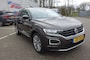 Volkswagen T-Roc 1.5 TSI SPORT, Pano, 18 Inch, Beats, Winterpakket