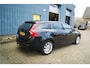 Volvo V60 1.6 T3 Momentum, 150 pk, Navi, Trekhaak, MOOI!!!