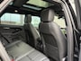 Land Rover Range Rover Evoque P270e AWD S Edition | Panoramadak | Stoelverwarming | Black Pack | Drive Assist Pack