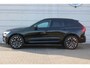 Volvo XC60 2.0 T8 Plug-in hybrid AWD Ultra Black Edition Exec | Nordico Microtech Cardamom Quilted bekleding | Panoramadak | Visual Park Assist | 6,4 kw Boordlader | Actieve Luchtvering met Four-C | Adaptive Cruise control | Pilot Assist | Premium Pack | Preconditioning met timer | Getinte ramen | Headup display | Full Led | Driver Assistance | Driver Awareness | 21" 5-Spaaks V-velg glanzend zwart Diamond Cut | Bowers & Wilkins Audiosysteem | Google Maps | Google Assistant | Blis | Elektrische achterklep | Stoelventilatie voor | Verwarmbaar stuurwiel | Keyless | Elektrisch verstelbare voorstoelen met geheugen | Lichting Pack | Stoelverwarming voor en achter | Apple Carplay | Volvo Car UX | Elektrisch bedienbare achterklep | Verlichtingspack 2