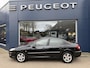 Peugeot 407 2.0 Blue Lease Executive | Climate control | Lichtmetalen velgen | Parkeersensoren Voor + Achter | Cruise control | Xenon verlichting | Navigatie | Dealer onderhouden.
