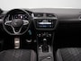 Volkswagen Tiguan Allspace 1.5 TSI R-Line 7p. Automaat - Camera - 7 pers. - IQ light - Navigatie - ACC - Park Assist