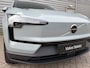 Volvo EX30 Single Motor Extended Range Core 69 kWh / Stuur & Stoelverwarming / Trekhaak /