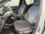 Volvo EX30 Single Motor Extended Range Core 69 kWh / Stuur & Stoelverwarming / Trekhaak /