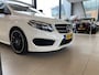 Mercedes-Benz B-klasse 180 AMG Night edition,Nl Auto, Automaat,Panoramadak,Navigatie,Parkeersensor V&A,Trekhaak,Climate&Cruiscontrol,Spraakbediening,Leder- Alcantara.18 Inch Lmv