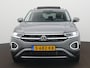 Volkswagen T-Roc 1.5 TSI Style Panoramadak - Trekhaak - Camera - Navigatie - Clima