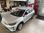 Kia Stonic 1.0 T-GDi MHEV DynamicPlusLine,Navigatie,Achteruitrijcamera,Spraakbediening,Keyless,Climate&Cruisecontrol Adaptief, Achteruitrijsensoren,DAB,16 Inch Lmv