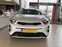 Kia Stonic 1.0 T-GDi MHEV DynamicPlusLine,Navigatie,Achteruitrijcamera,Spraakbediening,Keyless,Climate&Cruisecontrol Adaptief, Achteruitrijsensoren,DAB,16 Inch Lmv