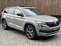 Skoda Kodiaq 1.5 TSI Sportline Automaat 7persoons | Panoramadak | LED verlichting | Adaptieve cruise control | Trekhaak afneembaar | Groot navigatiesysteem | Canton HiFi | Stoelverwarming | Parkeersensoren voor en achter | Achteruitrijcamera