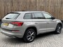 Skoda Kodiaq 1.5 TSI Sportline Automaat 7persoons | Panoramadak | LED verlichting | Adaptieve cruise control | Trekhaak afneembaar | Groot navigatiesysteem | Canton HiFi | Stoelverwarming | Parkeersensoren voor en achter | Achteruitrijcamera