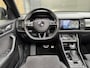 Skoda Kodiaq 1.5 TSI Sportline Automaat 7persoons | Panoramadak | LED verlichting | Adaptieve cruise control | Trekhaak afneembaar | Groot navigatiesysteem | Canton HiFi | Stoelverwarming | Parkeersensoren voor en achter | Achteruitrijcamera