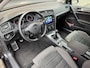 Volkswagen Golf 1.0 TSI Comfortline Business | Apple Carplay | Android Auto | Navigatie | Stoelverwarming | Massage Stoel | Adaptieve Cruise Control | DAB | Isofix | Front Assist |