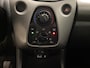Toyota Aygo 1.0 VVT-i x-play AIRCO | CAMERA | MISTLAMPEN VOORKANT
