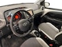Toyota Aygo 1.0 VVT-i x-play AIRCO | CAMERA | MISTLAMPEN VOORKANT