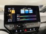 Volkswagen ID.3 First Max 58 kWh 204 PK | Apple Carplay | Panoramadak | Stuurwielverwarming | Stoelverwarming | Achteruitrijcamera | Sfeerverlichting | Dodehoeksensoren | Navigatie | IQ Lights | Ergo-Active Voorstoelen |