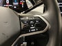 Volkswagen ID.3 First Max 58 kWh 204 PK | Apple Carplay | Panoramadak | Stuurwielverwarming | Stoelverwarming | Achteruitrijcamera | Sfeerverlichting | Dodehoeksensoren | Navigatie | IQ Lights | Ergo-Active Voorstoelen |