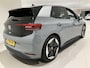 Volkswagen ID.3 First Max 58 kWh 204 PK | Apple Carplay | Panoramadak | Stuurwielverwarming | Stoelverwarming | Achteruitrijcamera | Sfeerverlichting | Dodehoeksensoren | Navigatie | IQ Lights | Ergo-Active Voorstoelen |