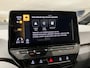 Volkswagen ID.3 First Max 58 kWh 204 PK | Apple Carplay | Panoramadak | Stuurwielverwarming | Stoelverwarming | Achteruitrijcamera | Sfeerverlichting | Dodehoeksensoren | Navigatie | IQ Lights | Ergo-Active Voorstoelen |