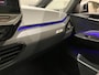 Volkswagen ID.3 First Max 58 kWh 204 PK | Apple Carplay | Panoramadak | Stuurwielverwarming | Stoelverwarming | Achteruitrijcamera | Sfeerverlichting | Dodehoeksensoren | Navigatie | IQ Lights | Ergo-Active Voorstoelen |