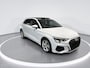Audi A3 Sportback 40 TFSIe 204pk S-tronic Edition · Panoramadak · Camera · S-line Exterieur · Navigatie · Dodehoek Detectie · Stoelverwarming · 17'' Inch ·