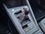 Volkswagen Golf 1.5 TSI Life Business | Met o.a. climate control, stoel- en stuurwielverwarming, navigatie en AppleCarPlay/Android