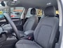 Volkswagen Golf 1.5 TSI Life Business | Met o.a. climate control, stoel- en stuurwielverwarming, navigatie en AppleCarPlay/Android