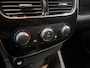 Renault Clio 0.9 TCe Limited NAVI AIRCO PARKEERSENSOREN CRUISE CONTROLE BLUETOOTH LM VELGEN 5 DEURS ZEER MOOIE AUTO PAS 67000KM