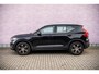 Volvo XC40 1.5 T3 Inscription Trekhaak | Panoramadak | Elektrisch bedienbare stoelen | Adaptieve cruisecontrol | BLIS | 360 Camera | Stoel-achterbank-stuurwiel- en parkeerverwarming | Harman Kardon audio |