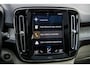 Volvo XC40 1.5 T3 Inscription Trekhaak | Panoramadak | Elektrisch bedienbare stoelen | Adaptieve cruisecontrol | BLIS | 360 Camera | Stoel-achterbank-stuurwiel- en parkeerverwarming | Harman Kardon audio |