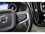 Volvo XC40 1.5 T3 Inscription Trekhaak | Panoramadak | Elektrisch bedienbare stoelen | Adaptieve cruisecontrol | BLIS | 360 Camera | Stoel-achterbank-stuurwiel- en parkeerverwarming | Harman Kardon audio |