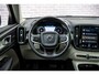 Volvo XC40 1.5 T3 Inscription Trekhaak | Panoramadak | Elektrisch bedienbare stoelen | Adaptieve cruisecontrol | BLIS | 360 Camera | Stoel-achterbank-stuurwiel- en parkeerverwarming | Harman Kardon audio |