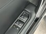 MG MG4 Standard 51 kWh | 1e-Eigenaar | Black & White | CarPlay | Led Koplampen | Parkeersensoren |