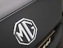 MG MG4 64 kWh Luxury | Automaat | Navigatie | Climate Control | Apple Carplay / Android Auto | Adaptive Cruise Control | Stoel/Stuur verwarming | Half-Leder | Lage km stand