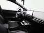 MG MG4 64 kWh Luxury | Automaat | Navigatie | Climate Control | Apple Carplay / Android Auto | Adaptive Cruise Control | Stoel/Stuur verwarming | Half-Leder | Lage km stand