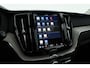 Volvo XC60 2.0 T6 Plug-in hybrid AWD Inscription | Google | Trekhaak | Pano-dak | Camera | Stoel + stuurverwarming |