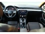 Volkswagen Passat Variant 1.5 TSI R-Line Business + / Navi / Climate / Stoelverwarming / Trekhaak