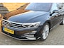 Volkswagen Passat Variant 1.5 TSI R-Line Business + / Navi / Climate / Stoelverwarming / Trekhaak