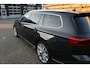 Volkswagen Passat Variant 1.5 TSI R-Line Business + / Navi / Climate / Stoelverwarming / Trekhaak