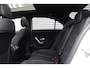 Mercedes-Benz A-klasse 250 e AMG Pakket AMG NightPakket (50.526Km! Pano Sportleder/Memory Widescreen Carplay Distronic 360Camera M-Bux Multibeam 19InchAMG PrivacyGlass)