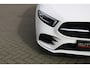 Mercedes-Benz A-klasse 250 e AMG Pakket AMG NightPakket (50.526Km! Pano Sportleder/Memory Widescreen Carplay Distronic 360Camera M-Bux Multibeam 19InchAMG PrivacyGlass)