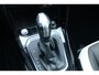 Volkswagen T-Roc 1.5 TSI Sport Navi / Climate / Stoelverwarming / Panodak / Apple car play / Beats audio